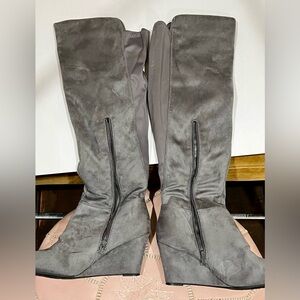 Women’s Faux Suede Knee High Wedge Boots - Size 10 - Chinese Laundry